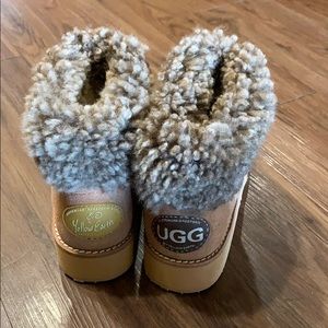 Yellow Earth Tan Ugg Boots 